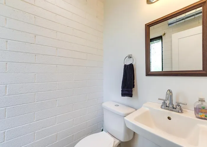 Holiday home 1 Mi To Old Town! Snowbird Escape W/ Pool Access Scottsdale